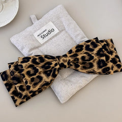 2 Piece Leopard Bow Hair Clip Trendsi