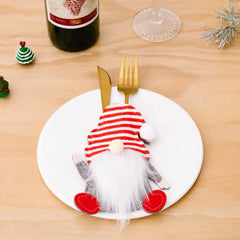 3-Piece Faceless Gnome Cutlery Holders Trendsi