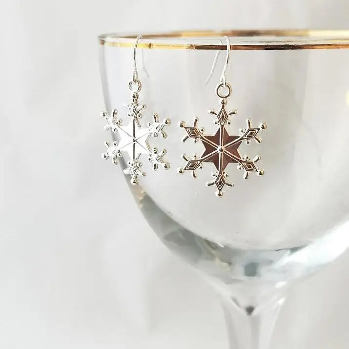 Silver-Plated Snowflakes Earrings - Florida Guy